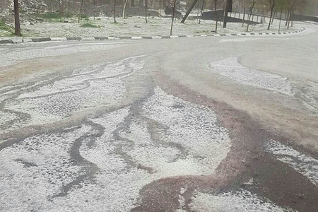 Faktiki hava: Naxçıvana dolu düşdü