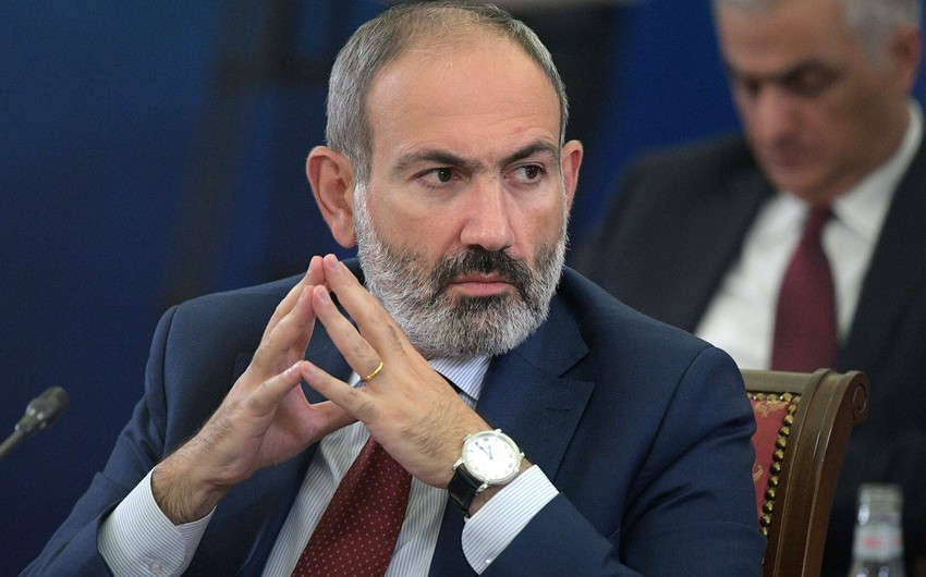 Ermənistanda etirazlar ŞİDDƏTLƏNİR: Din xadimi Paşinyanı İSTEFAYA ÇAĞIRDI