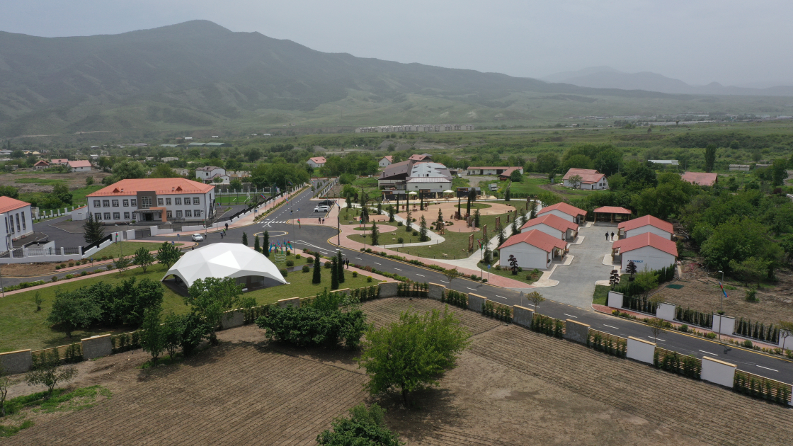 Daha 24 ailə doğma Xocalıya qayıdır