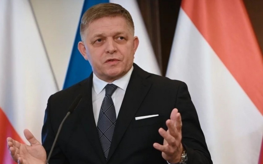 Slovakiyanın Baş naziri xəstəxanadan EVƏ BURAXILDI