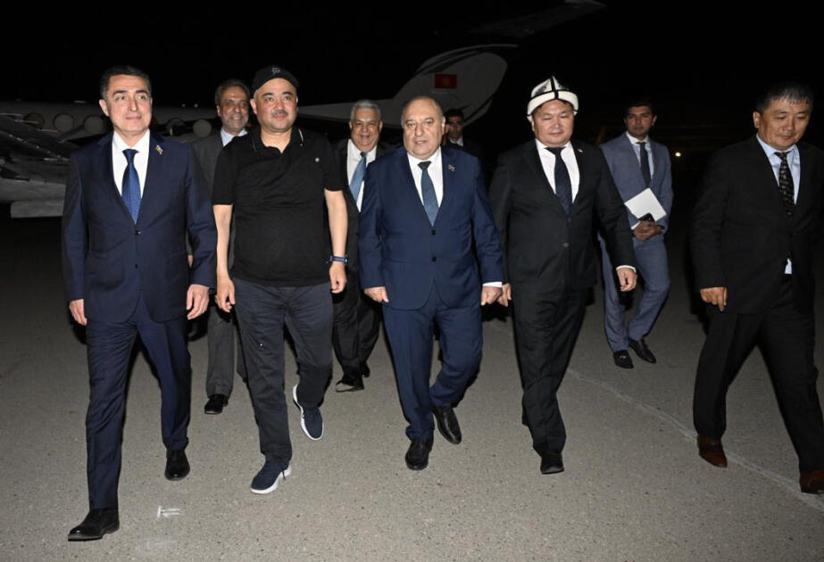 Qırğızıstan Parlamentinin sədri Azərbaycana gəldi