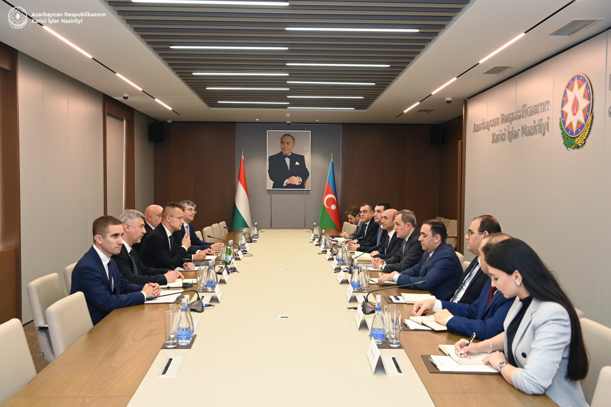 Azərbaycan və Macarıstan XİN rəhbərlərinin görüşü KEÇİRİLDİ - YENİLƏNDİ