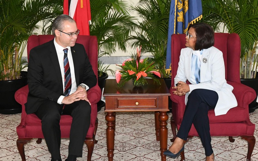Azərbaycanın səfiri etimadnaməsini Trinidad və Tobaqonun prezidentinə TƏQDİM ETDİ
