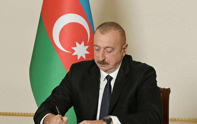 Prezident onu vəzifəsindən AZAD ETDİ - FOTO