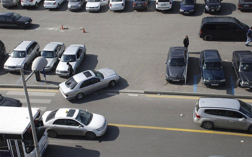 Azərbaycanda parklanma qaydalarının pozulmasına görə cərimələr ARTIRILIR
