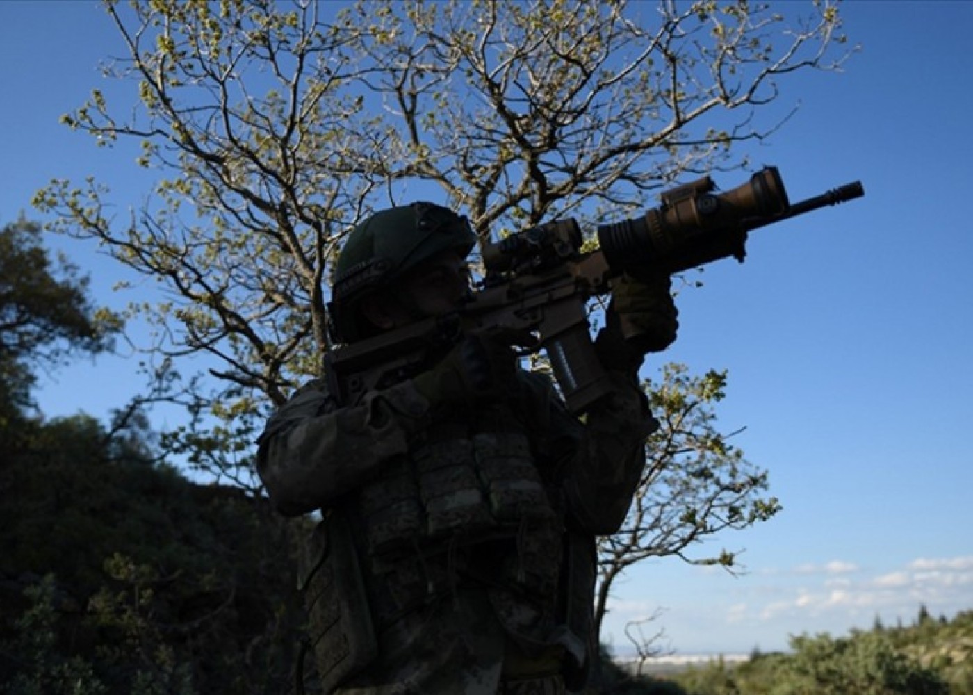 PKK-nın iki terrorçusu təslim OLDU