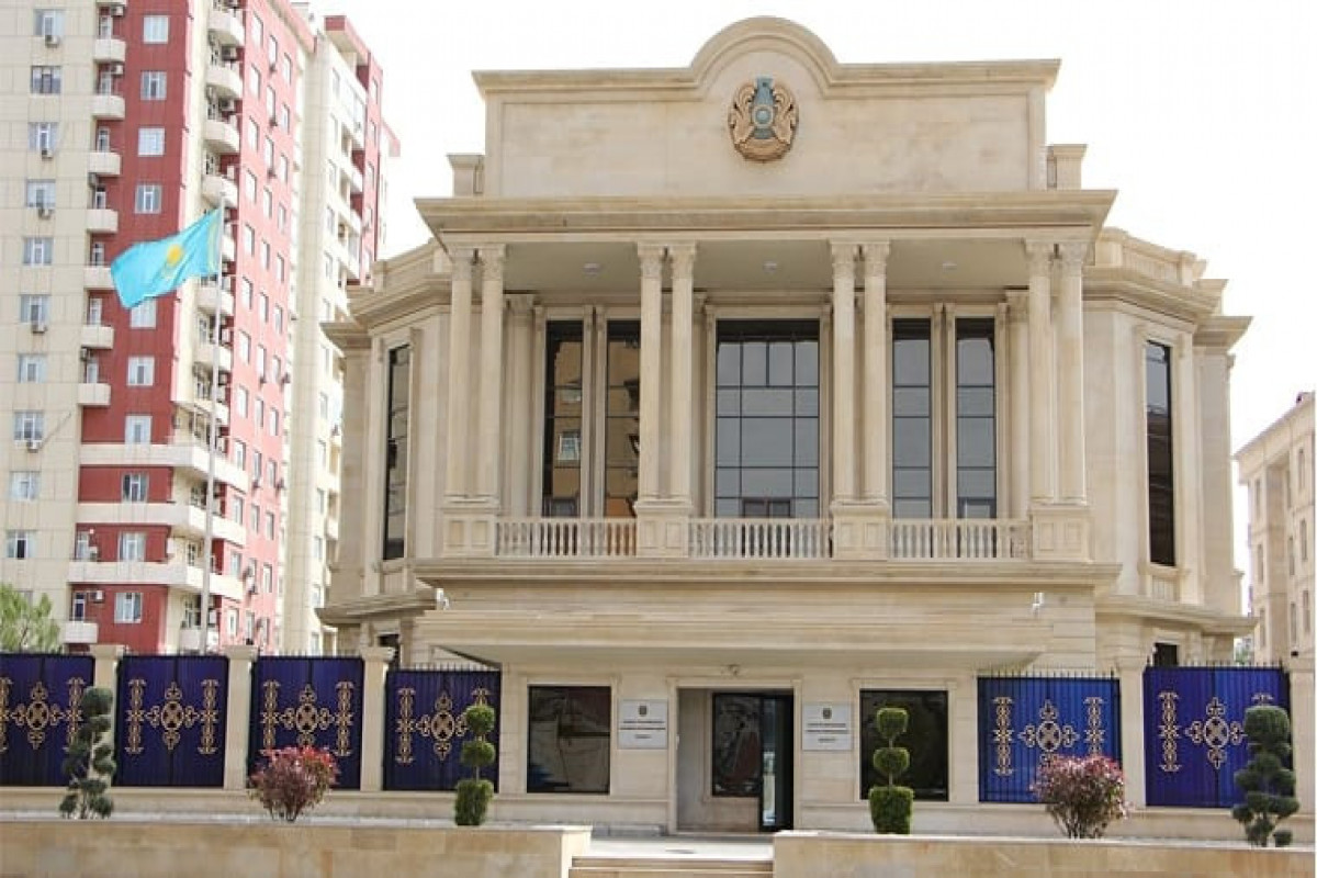 Qazaxıstan Səfirliyi Azərbaycan xalqını TƏBRİK ETDİ