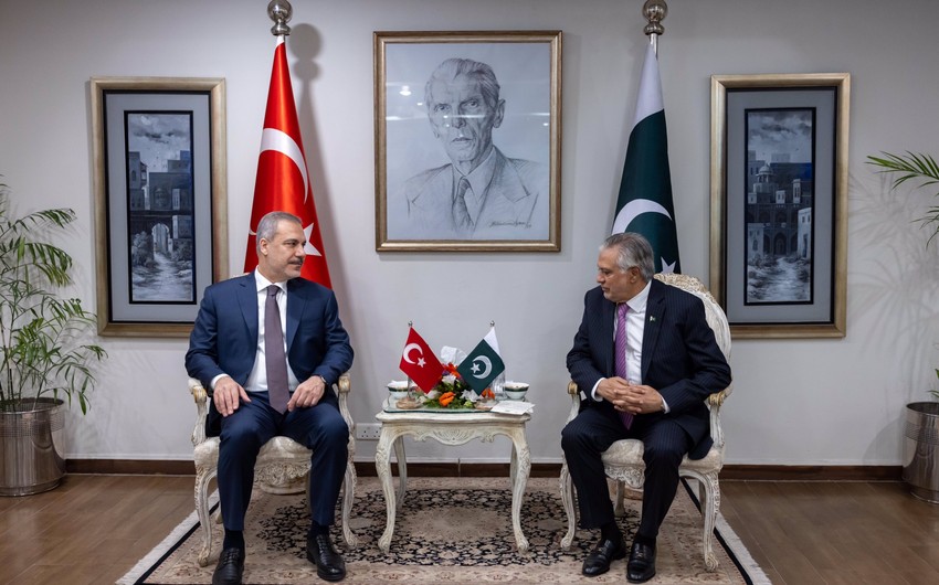 Türkiyə və Pakistan XİN başçıları ikitərəfli əlaqələri müzakirə ETDİLƏR