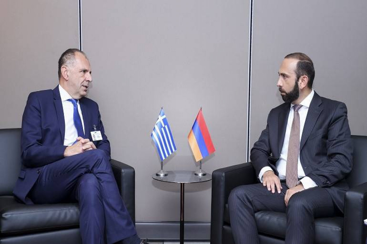 Ermənistan və Yunanıstan XİN rəhbərlərinin telefon DANIŞIĞI OLDU