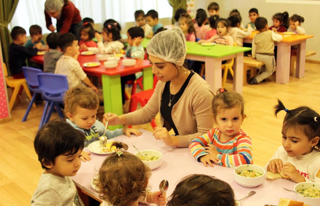 “Məktəbəqədər təhsil müəssisələrində qidalanma ilə bağlı pilot layihə icra edilir” - RƏSMİ