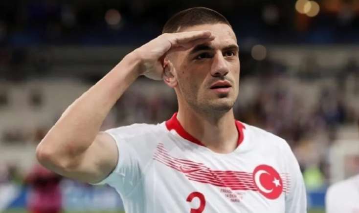 Merih Demiral türk klubuna doğru -Danışıqlar BAŞLADI