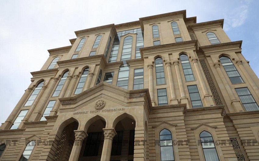 MSK deputatlığa namizədliyini irəli sürən 43 nəfərə imza VƏRƏQƏSİ VERDİ