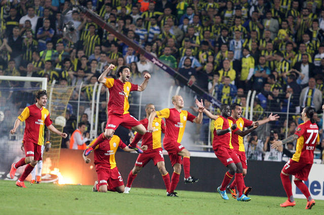 "Beşiktaş" - "Qalatasaray" matçı bu tarixdə keçiriləcək