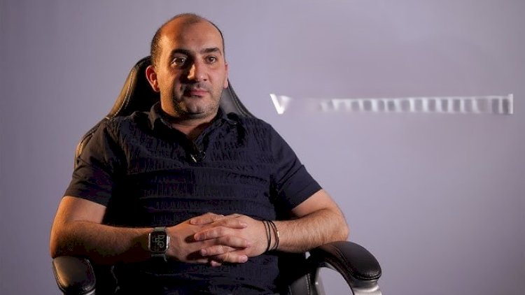 "Onun ayaqlarından öpəndə bütün yorğunluğum gedir"