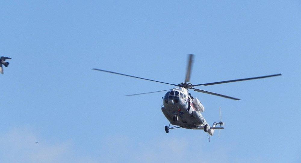 Dənizdə bir nəfər batdı, helikopterlər havaya qaldırıldı