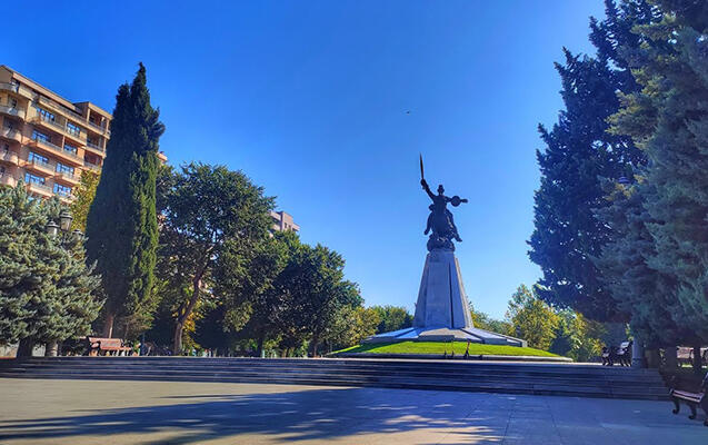 Bakıda parkda uşağı “tok” vurdu - Açıqlama
