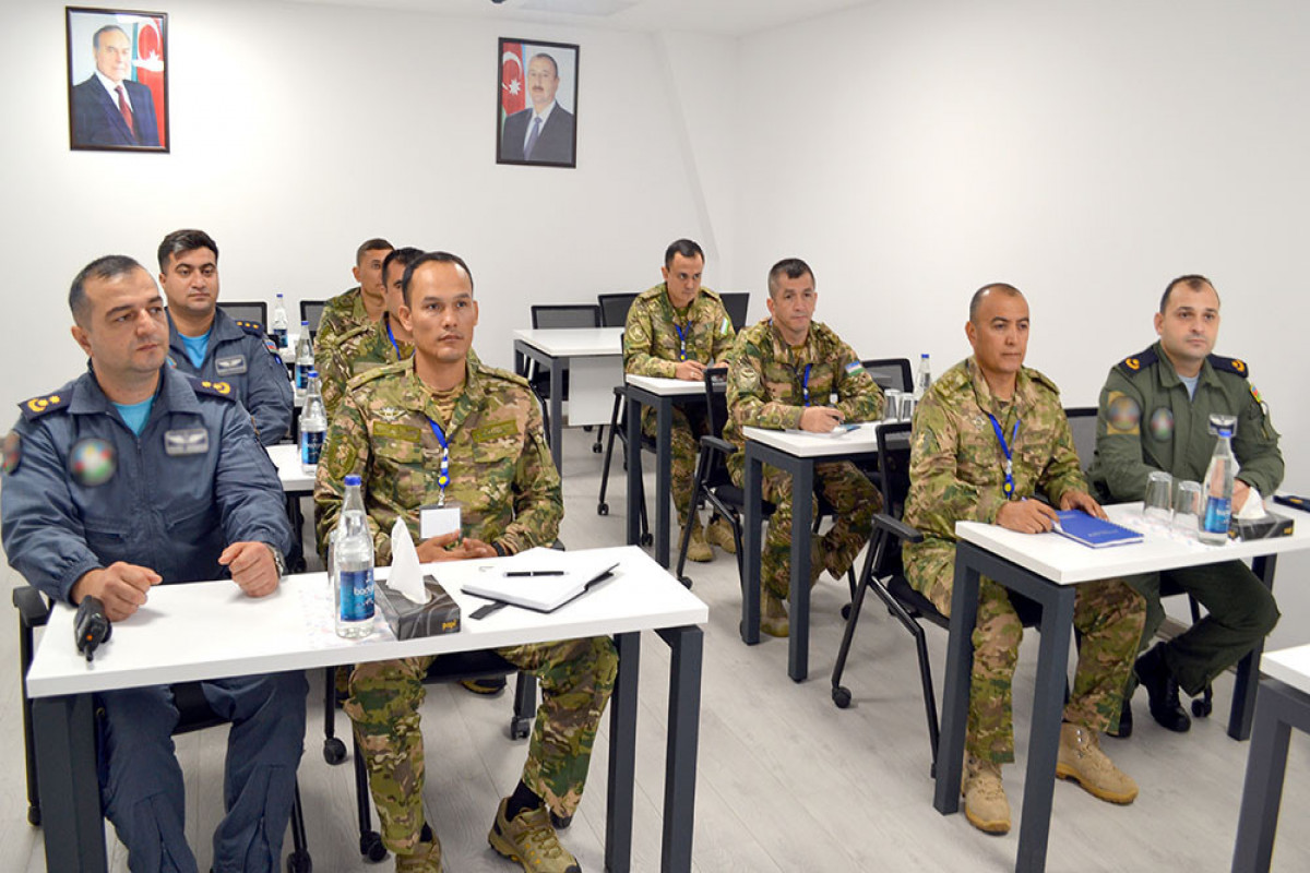 Özbəkistan hərbçiləri Azərbaycanda PUA kursunda iştirak edirlər