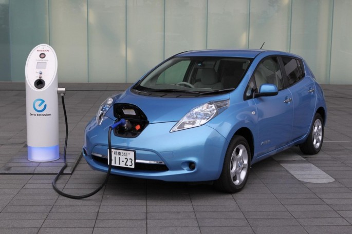Hibrid avtomobillərin və elektomobillərin idxalı ARTIR