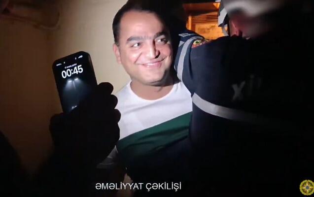 Liftdə köməksiz qalan vətəndaş belə xilas edildi - Əməliyyat VİDEOSU