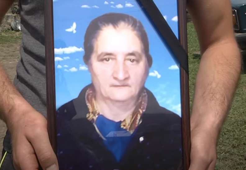 Qayınanasını baltalayaraq qaçan gəlinin meyitinin tapıldığı ərazidən GÖRÜNTÜLƏR