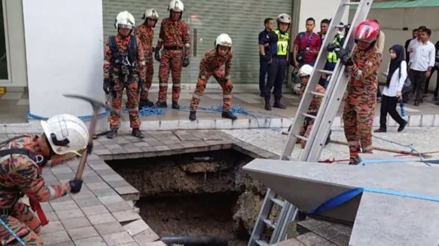 Səkidə gedərkən çuxura düşən qadını 8 gündür tapmaq mümkün olmayıb