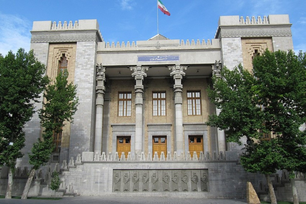 İran Rusiyanın səfirini XİN-ə ÇAĞIRDI