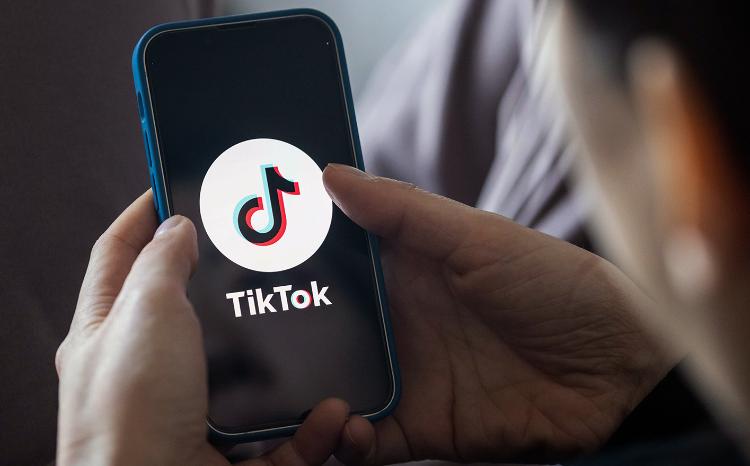 "TikTok" istifadəçilərinin NƏZƏRİNƏ! - Qazancınızın bu qədəri VERGİYƏ GEDƏCƏK