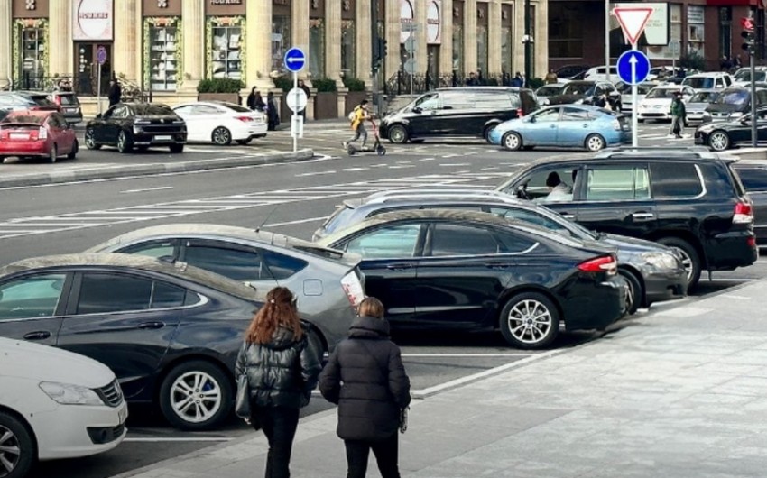 Bakıda yeni parkinq yerləri salındı