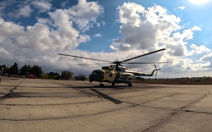 Azərbaycanın hərbi helikopterləri şərti hava kəşfiyyatı apardı - VİDEO