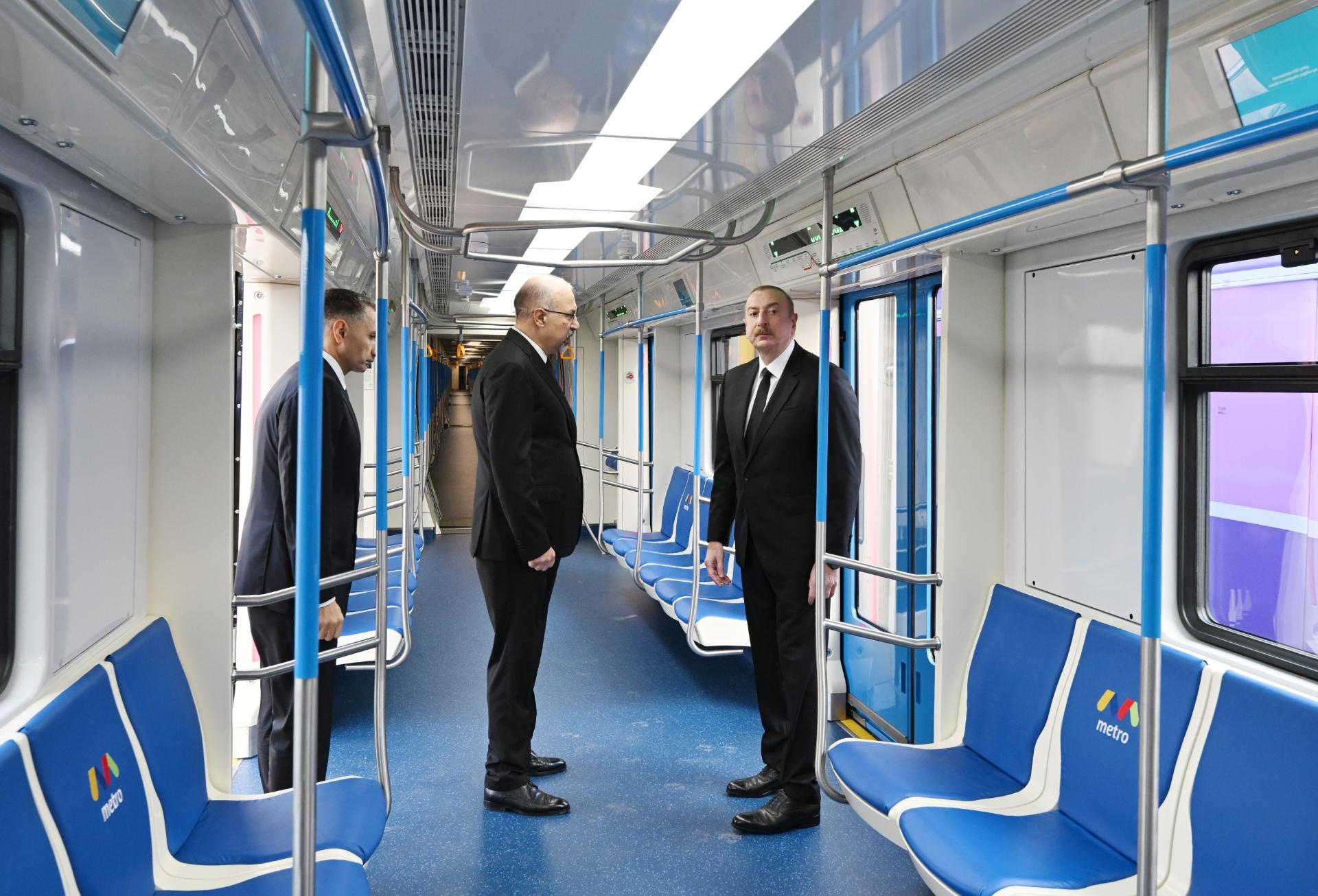 Prezident yeni nəsil metro qatarları ilə tanış oldu - YENİLƏNDİ