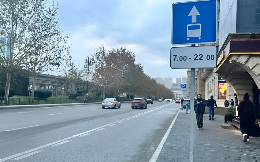 AYNA Bakıda bu yol nişanlarını quraşdırmağa başladı