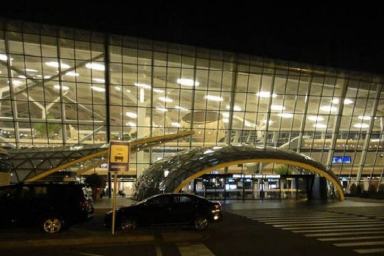 
Heydər Əliyev Beynəlxalq Aeroportunda təcili tibbi yardım briqadası hazır vəziyyətə gətirildi

