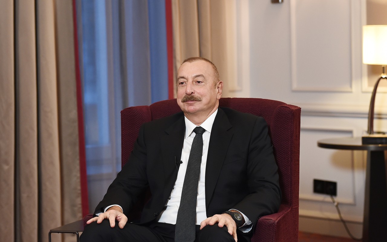 İlham Əliyev onları təbrik etdi