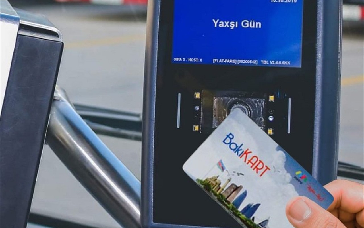 Neçə avtobusda nağdsız ödəniş sistemi var?