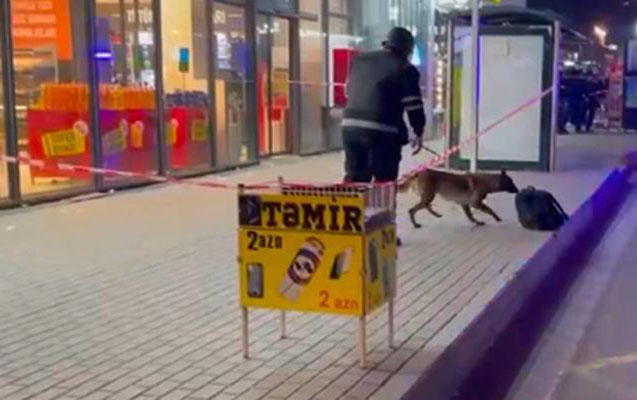 
Bakıda metro yaxınlığında şübhəli çanta aşkarlandı- VİDEO