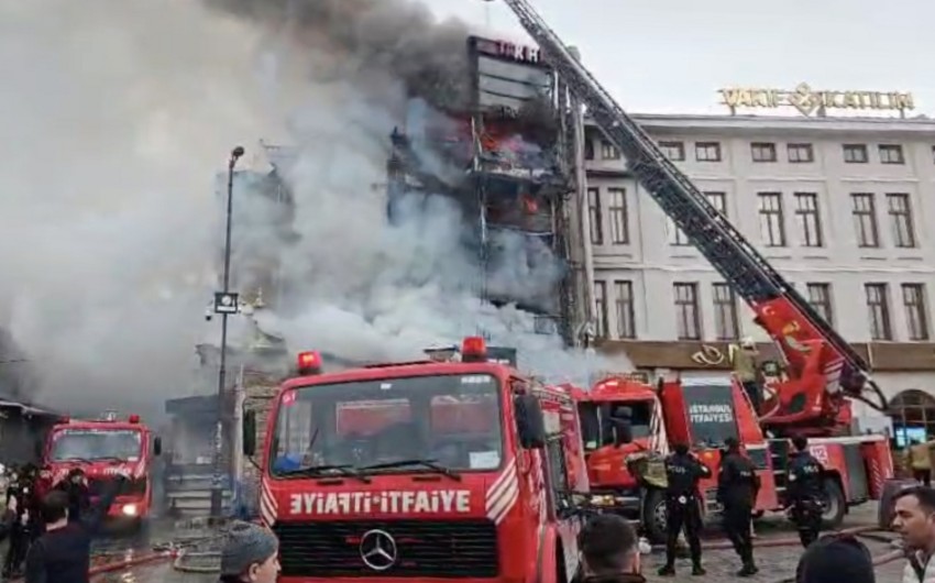 İstanbulda restoranda baş verən yanğın söndürüldü - YENİLƏNDİ