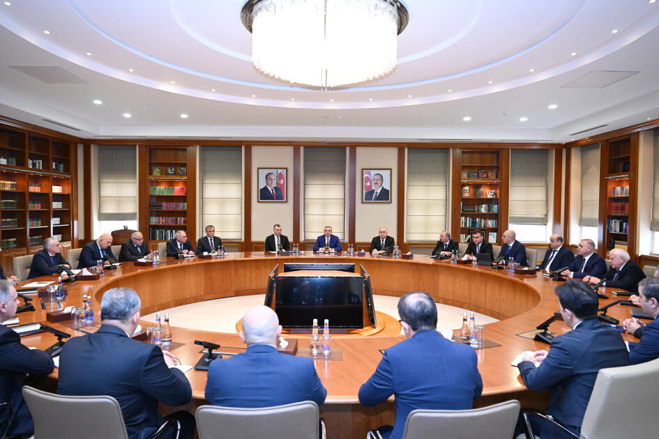 Samir Nuriyev Sahil Babayevi kollektivə təqdim etdi - FOTO