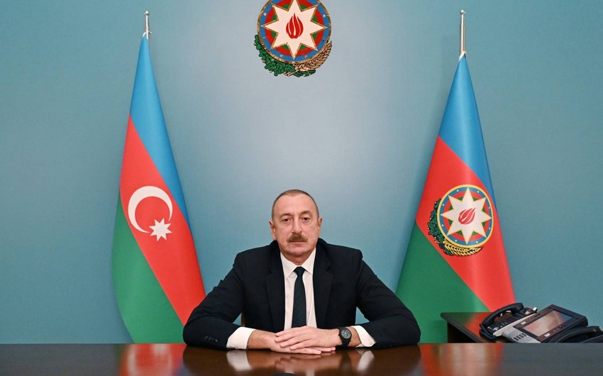 İlham Əliyev Paraqvayın Azərbaycanda yeni səfirinin etimadnaməsini qəbul etdi