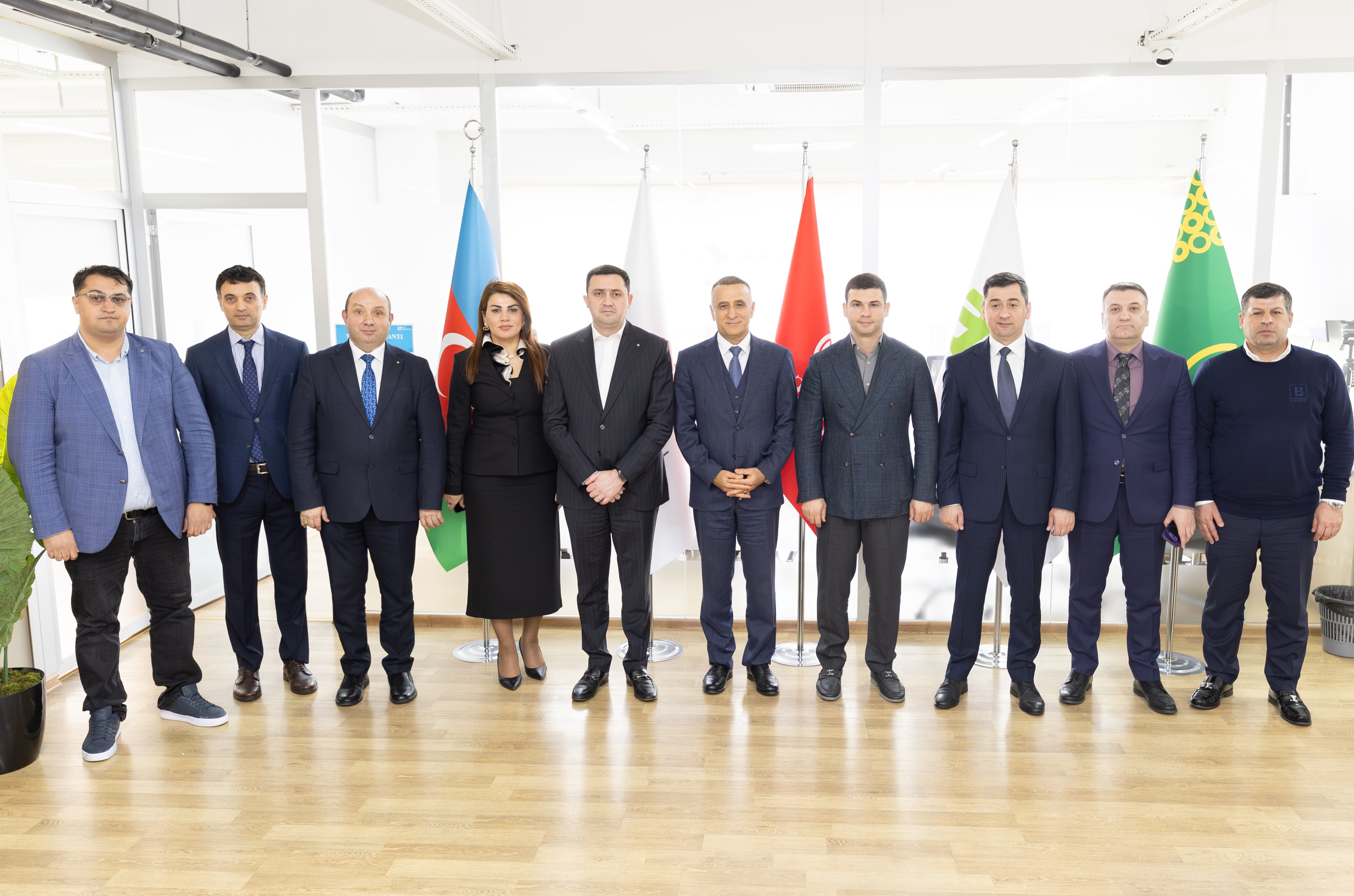 KOBİA nümayəndə heyəti “Veysəloğlu”na məxsus Məhəmmədi Logistika Mərkəzini ziyarət edib - FOTO