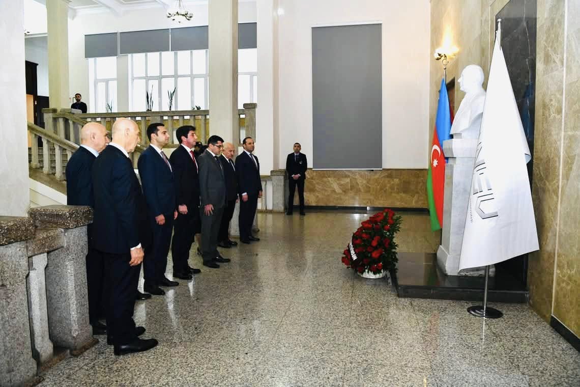Balaxanıda bir əsrlik tarixi olan neft quyusuna “ADNSU-100” adı verilib - FOTO