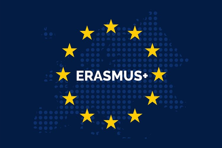 ““Erasmus+” proqramı fəaliyyətini dayandırıb” - Ofis rəhbəri