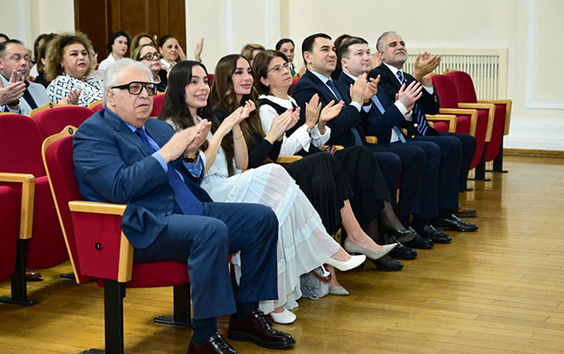 Leyla və Arzu Əliyevalar konsertdə - FOTOLAR
