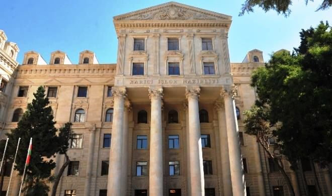 
Rəsmi Bakı Hindistanla Pakistana çağırış etdi