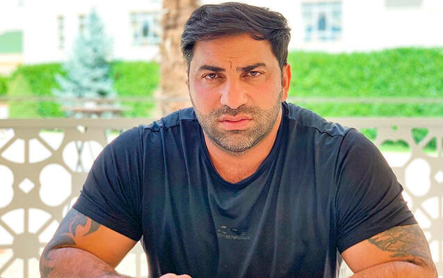 "Bir də üzünü göstərməyəcəyəm, qısqanmağa başlamışam" - Kamil Zeynallı