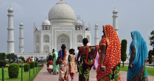 Hindistan Pakistan mallarını boykot etdi