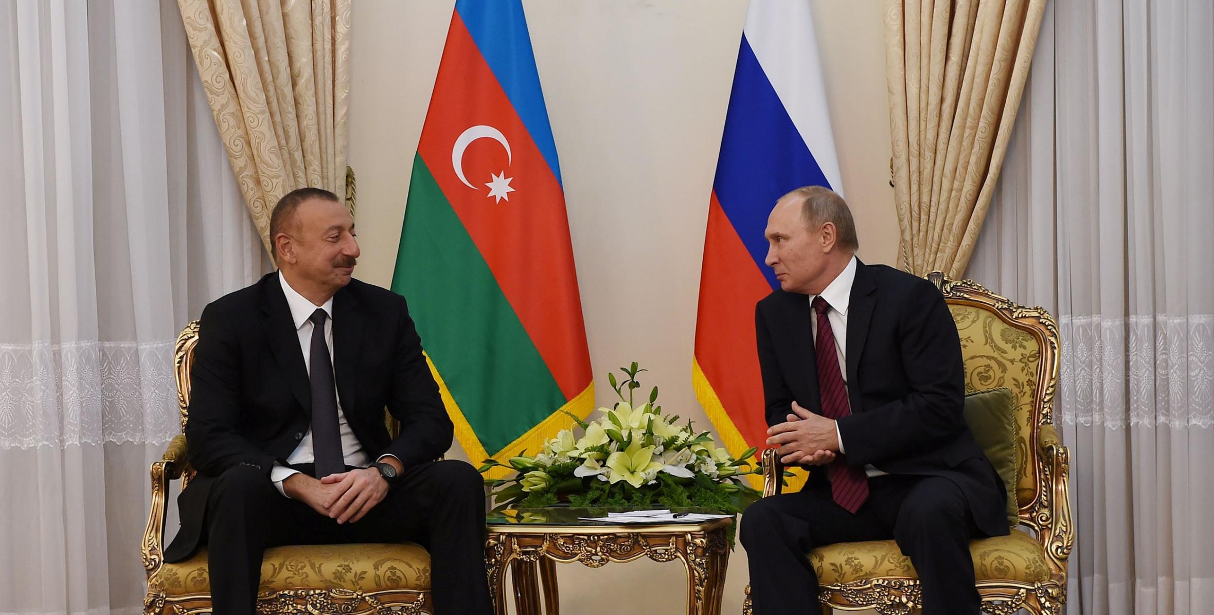 Vladimir Putin Azərbaycan Prezidentini təbrik etdi