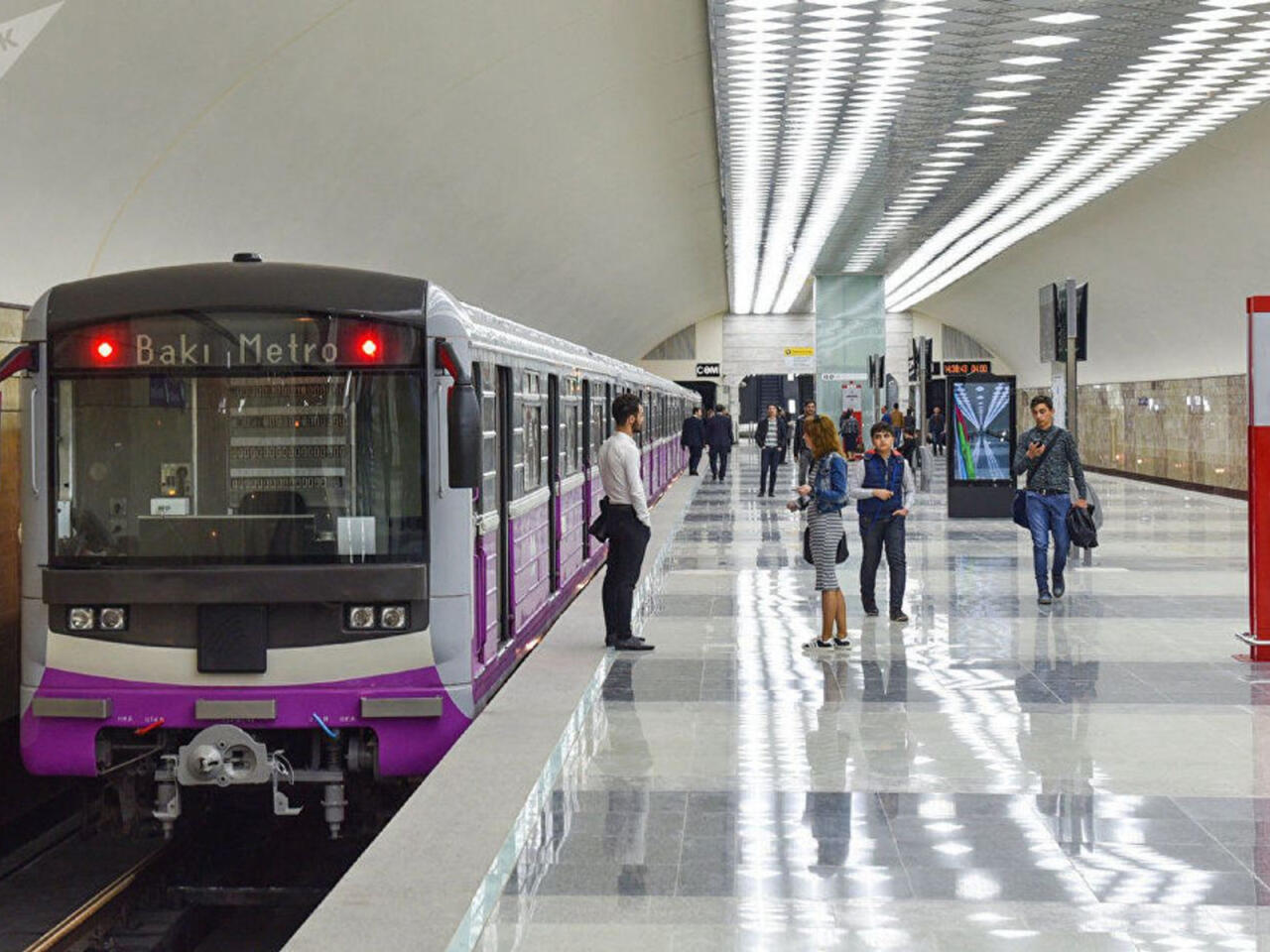 Bakıda tikiləcək 10 yeni metro stansiyası ilə bağlı DETALLAR - VİDEO