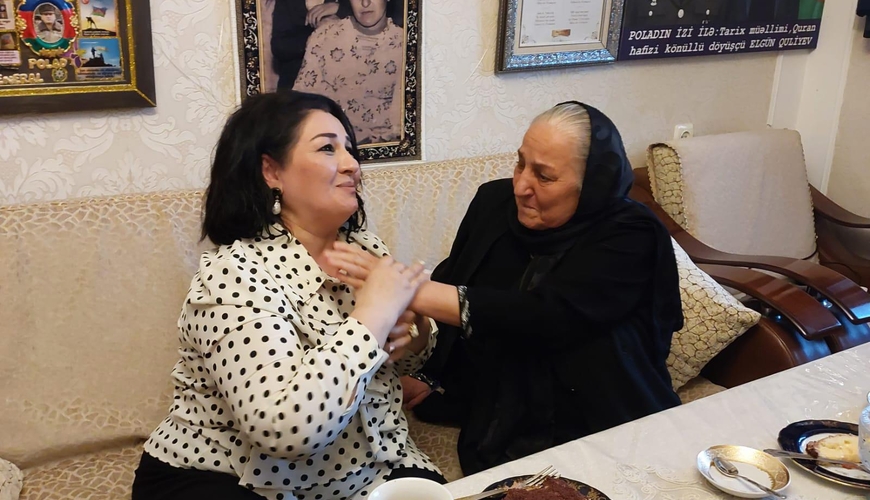 Polad Həşimovun sevdiyi mahnı bu dəfə onun ruhuna səsləndi - DUYĞULU ANLAR - FOTOLAR/VİDEO