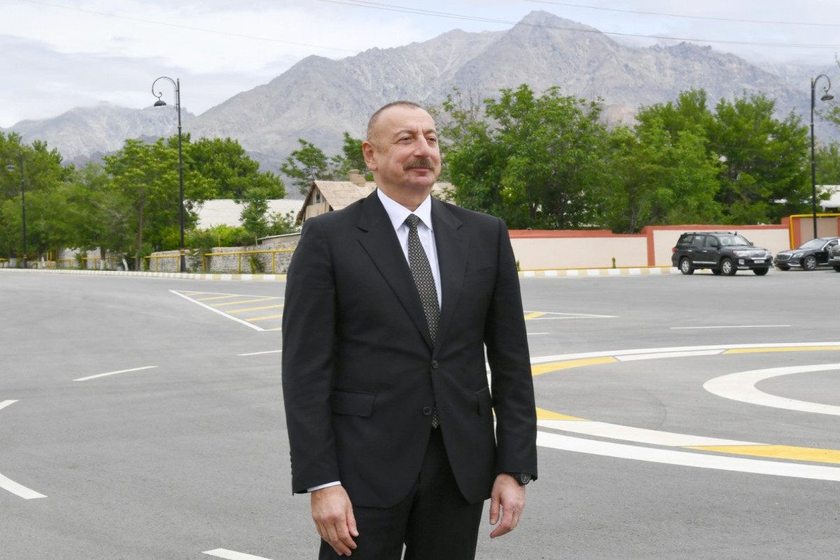 Prezident və Mehriban Əliyeva Şuşa Müalicə-Sağlamlıq Mərkəzinin açılışını etdilər
