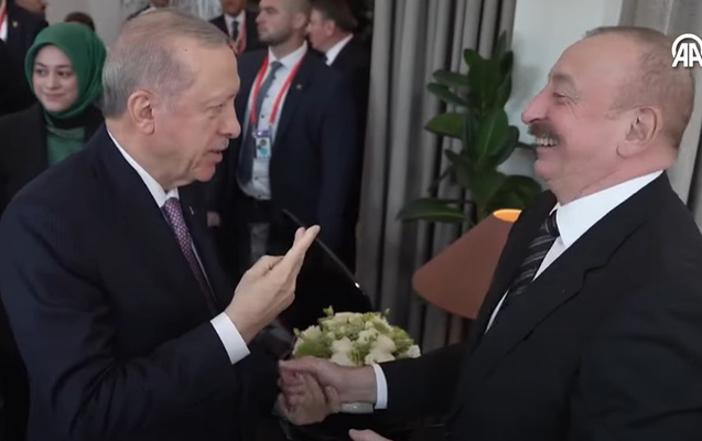 İlham Əliyevlə Ərdoğanın səmimi görüşü- VİDEO